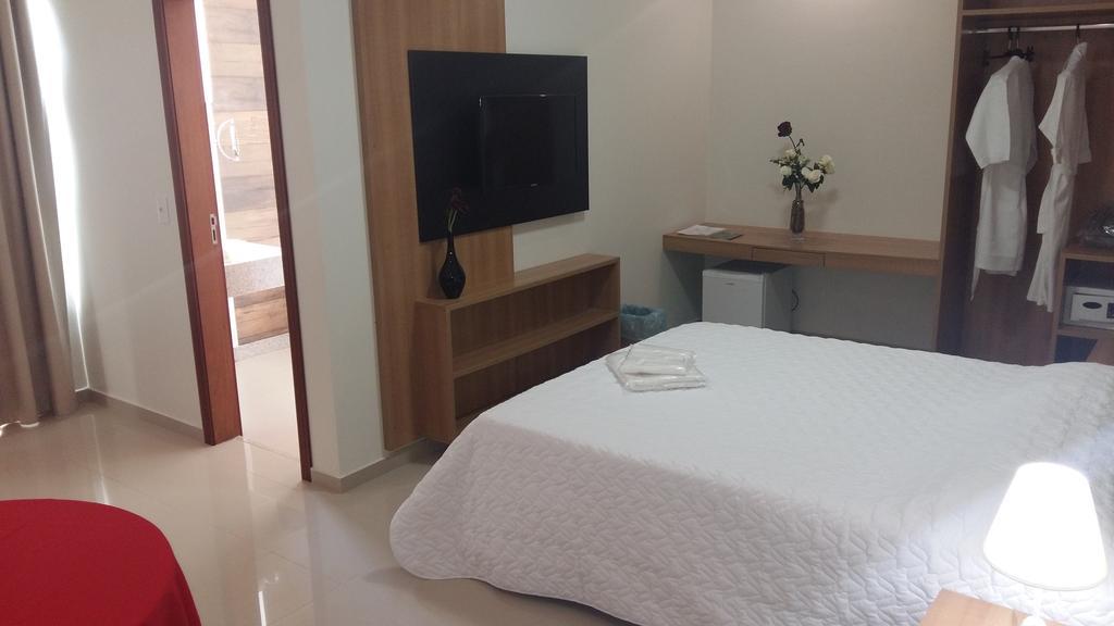 Guines Palace Hotel Patrocínio Dış mekan fotoğraf