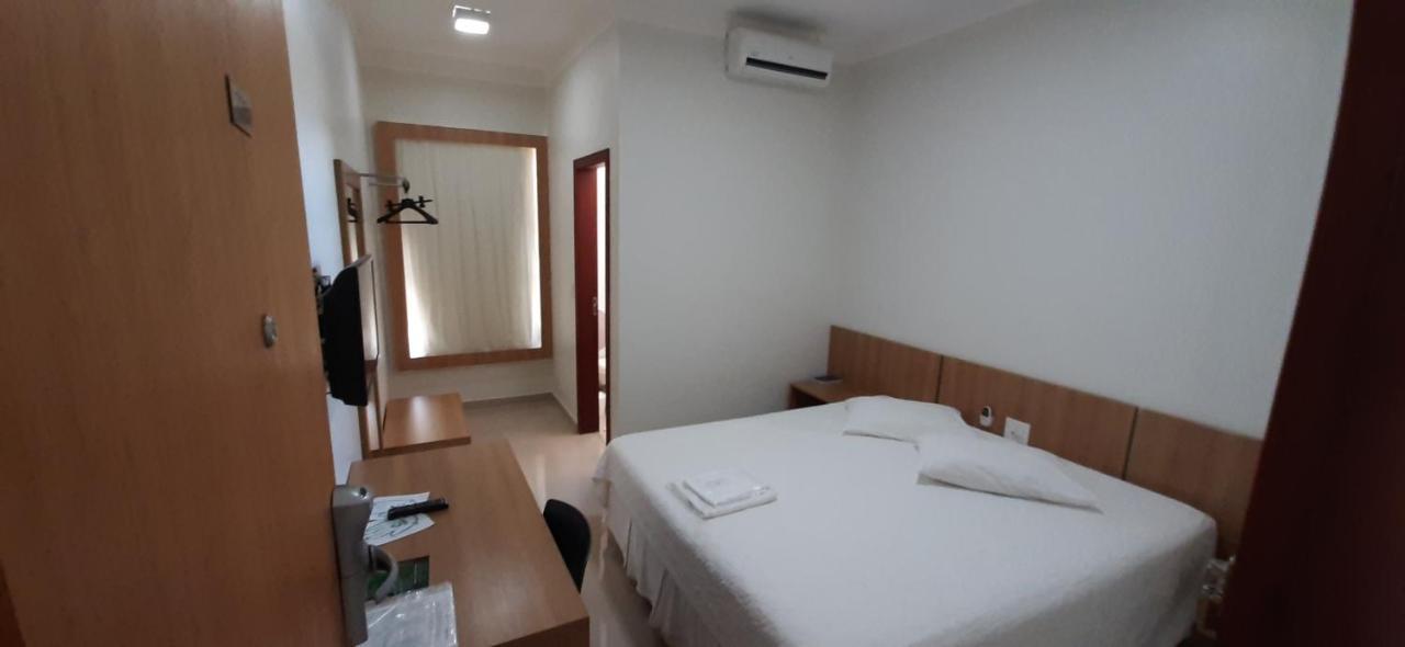 Guines Palace Hotel Patrocínio Dış mekan fotoğraf